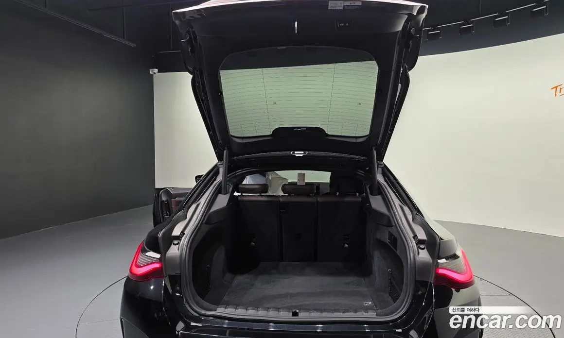 BMW i4 2022 0.2 автомат (гидро), фото 20 BMW i4 2022 0.2 автомат (гидро), фото 20