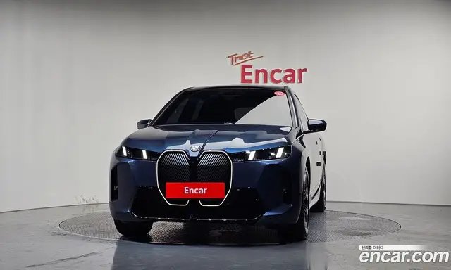 BMW iX 2025 0.3 автомат (гидро), миниатюра 3