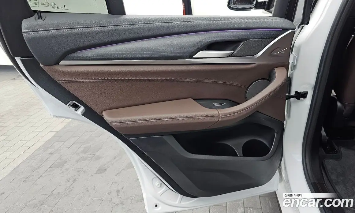 BMW iX3 2023 0.2 автомат (гидро), фото 15