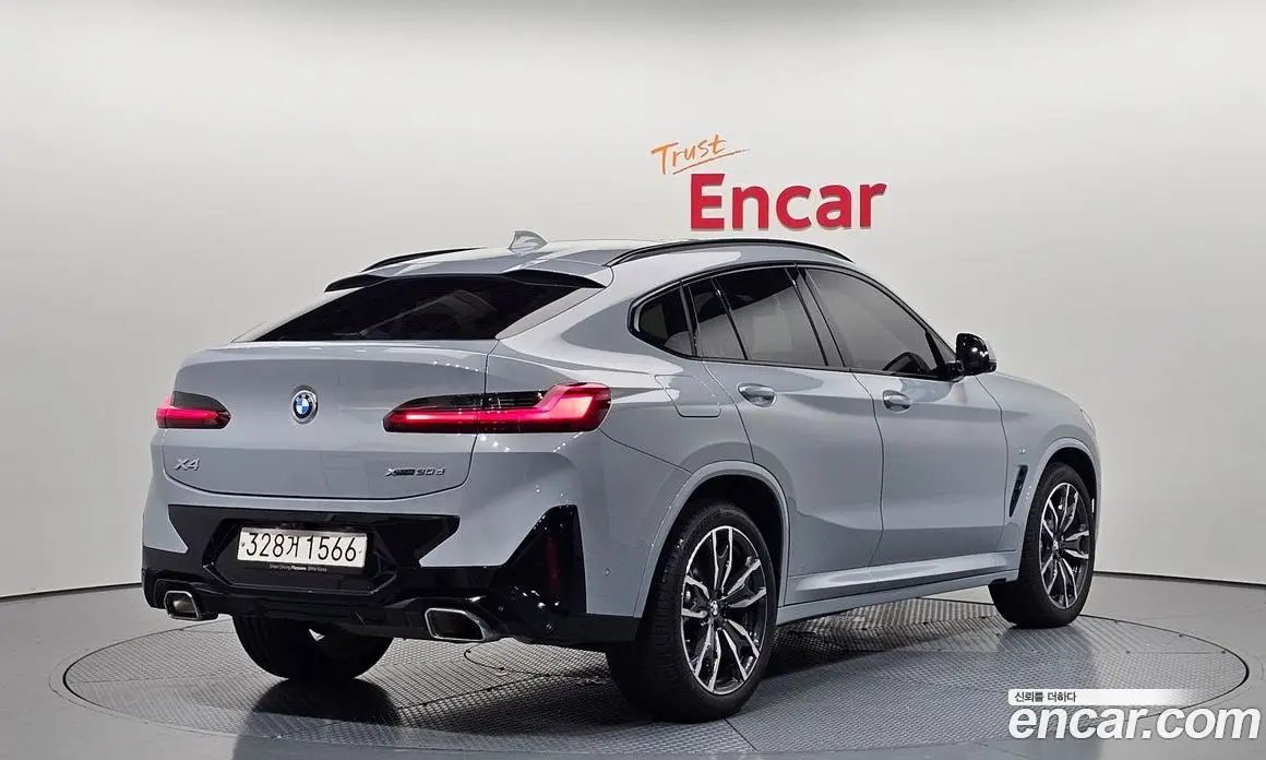 BMW X4 2025 2.0 автомат (гидро), фото 1 BMW X4 2025 2.0 автомат (гидро), фото 1