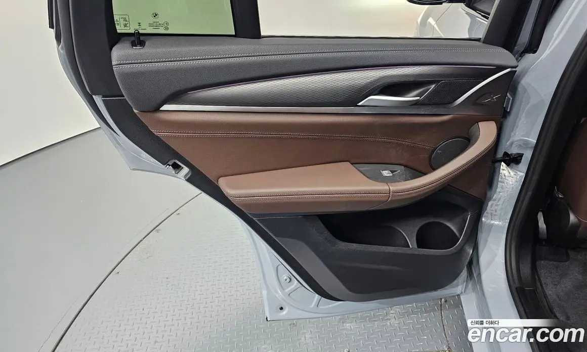 BMW X4 2025 2.0 автомат (гидро), фото 14 BMW X4 2025 2.0 автомат (гидро), фото 14