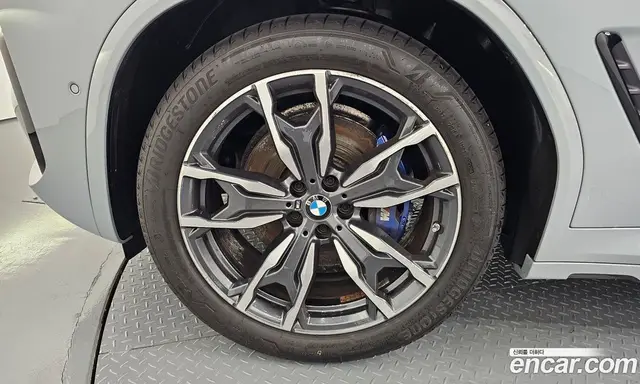 BMW X4 2025 2.0 автомат (гидро), миниатюра 4 BMW X4 2025 2.0 автомат (гидро), миниатюра 4