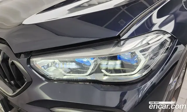 BMW X6 2023 3.0 автомат (гидро), миниатюра 8
