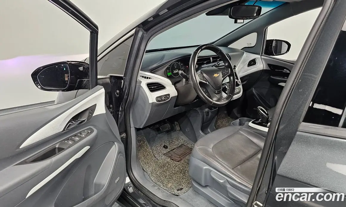 Chevrolet Bolt EV 2018 0.2 автомат (гидро), фото 13 Chevrolet Bolt EV 2018 0.2 автомат (гидро), фото 13