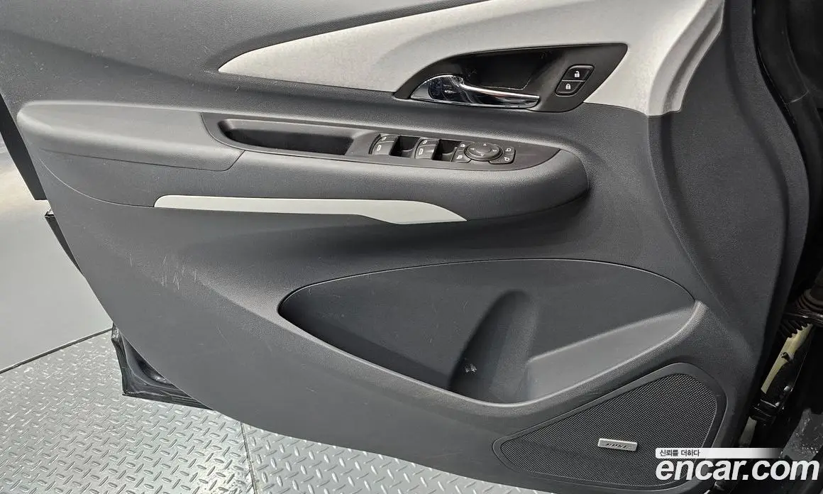 Chevrolet Bolt EV 2018 0.2 автомат (гидро), фото 14 Chevrolet Bolt EV 2018 0.2 автомат (гидро), фото 14