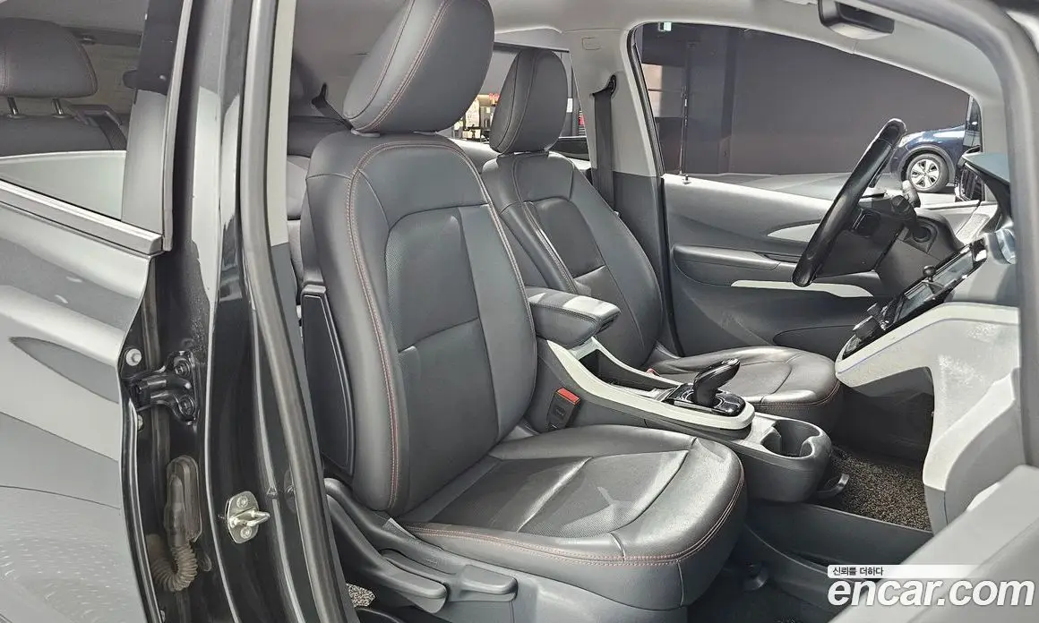 Chevrolet Bolt EV 2018 0.2 автомат (гидро), фото 16 Chevrolet Bolt EV 2018 0.2 автомат (гидро), фото 16