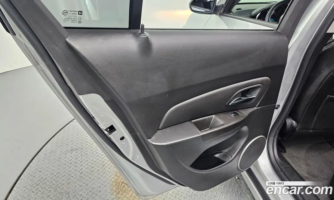 Chevrolet Cruze 2013 1.8 автомат (гидро), фото 15