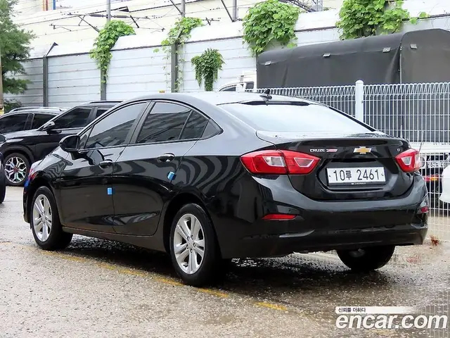 Chevrolet Cruze 2017 1.4 автомат (гидро), миниатюра 3 Chevrolet Cruze 2017 1.4 автомат (гидро), миниатюра 3