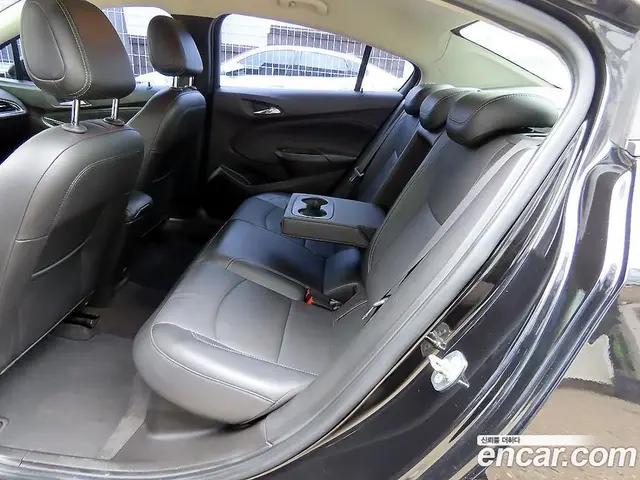 Chevrolet Cruze 2017 1.4 автомат (гидро), миниатюра 9 Chevrolet Cruze 2017 1.4 автомат (гидро), миниатюра 9