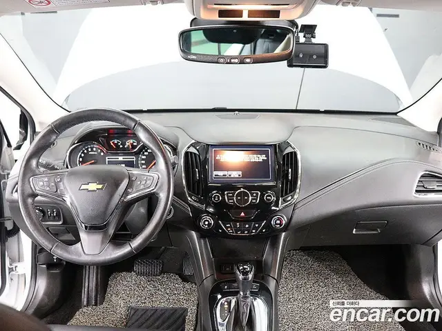 Chevrolet Cruze 2017 1.4 автомат (гидро), миниатюра 5 Chevrolet Cruze 2017 1.4 автомат (гидро), миниатюра 5