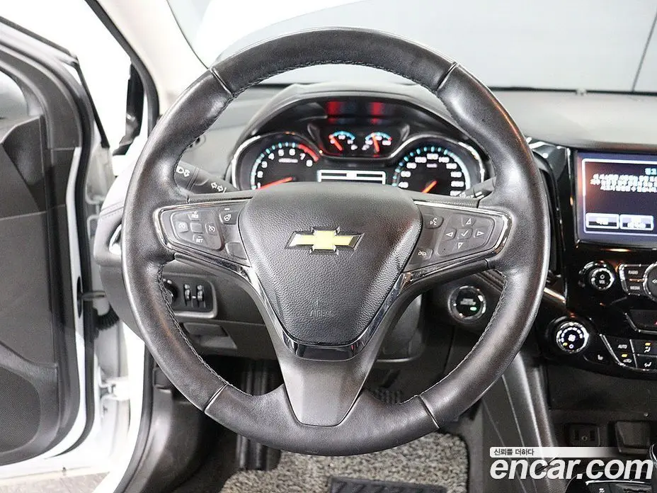 Chevrolet Cruze 2017 1.4 автомат (гидро), фото 6 Chevrolet Cruze 2017 1.4 автомат (гидро), фото 6
