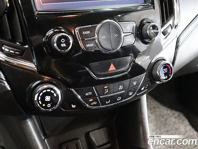 Chevrolet Cruze 2017 1.4 автомат (гидро), миниатюра 9 Chevrolet Cruze 2017 1.4 автомат (гидро), миниатюра 9