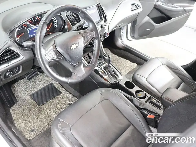 Chevrolet Cruze 2017 1.4 автомат (гидро), миниатюра 10 Chevrolet Cruze 2017 1.4 автомат (гидро), миниатюра 10