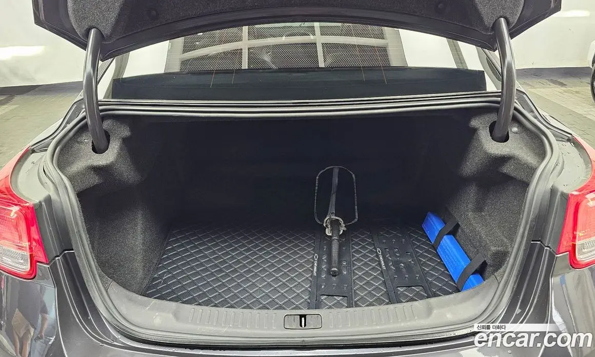 Chevrolet Malibu 2012 2.0 автомат (гидро), фото 20 Chevrolet Malibu 2012 2.0 автомат (гидро), фото 20