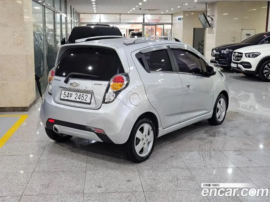 Chevrolet Spark 2011 1.0 автомат (вариатор), фото 4 Chevrolet Spark 2011 1.0 автомат (вариатор), фото 4