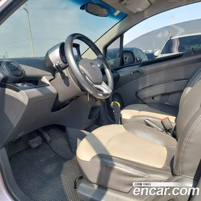 Chevrolet Spark 2012 1.0 автомат (гидро), миниатюра 12
