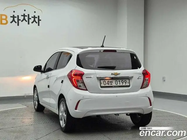 Chevrolet Spark 2016 1.0 автомат (гидро), миниатюра 3 Chevrolet Spark 2016 1.0 автомат (гидро), миниатюра 3