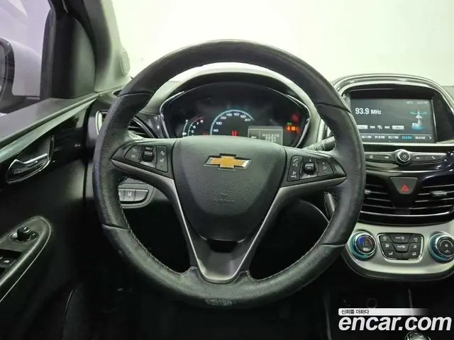 Chevrolet Spark 2016 1.0 автомат (гидро), миниатюра 9 Chevrolet Spark 2016 1.0 автомат (гидро), миниатюра 9