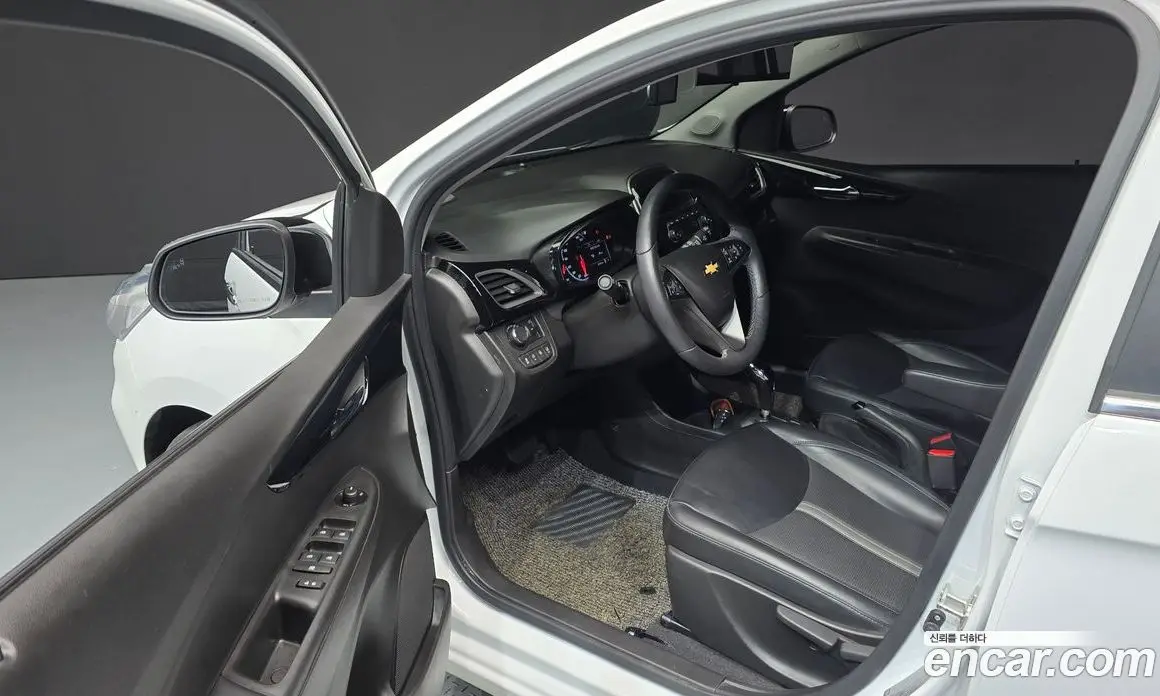 Chevrolet Spark 2019 1.0 автомат (гидро), фото 10 Chevrolet Spark 2019 1.0 автомат (гидро), фото 10