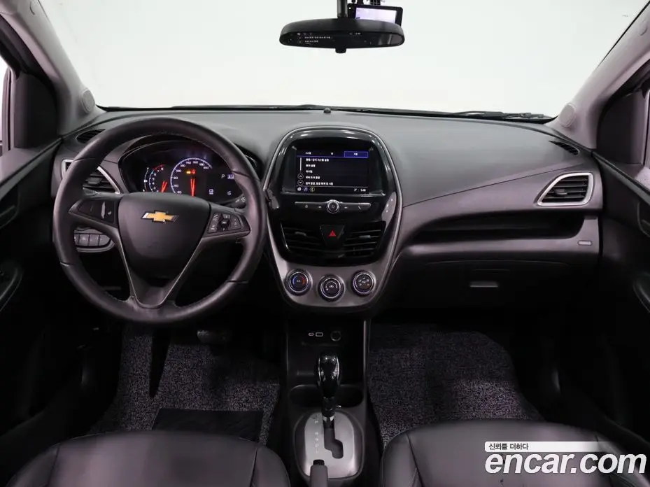 Chevrolet Spark 2022 1.0 автомат (гидро), фото 15