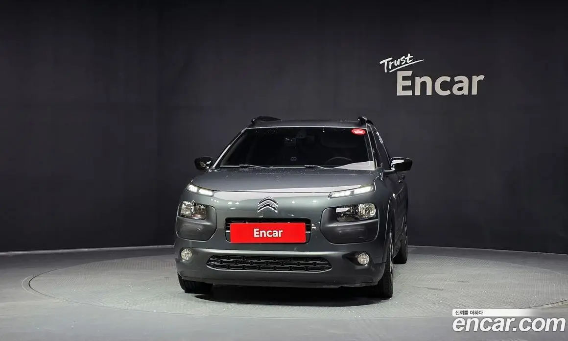 Citroen C4 Cactus 2017 1.6 автомат (гидро), фото 3 Citroen C4 Cactus 2017 1.6 автомат (гидро), фото 3