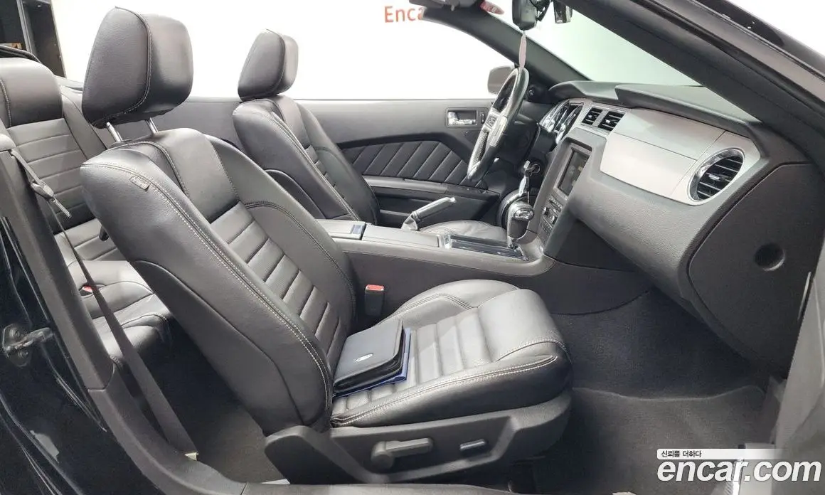 Ford Mustang 2009 4.0 автомат (гидро), фото 11 Ford Mustang 2009 4.0 автомат (гидро), фото 11