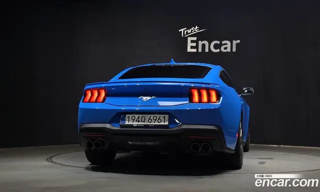 Ford Mustang 2025 2.3 автомат (гидро), миниатюра 4 Ford Mustang 2025 2.3 автомат (гидро), миниатюра 4