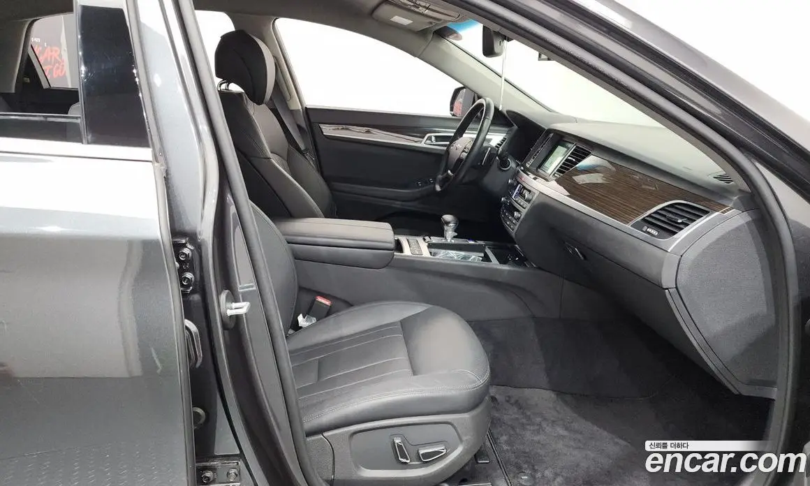 Genesis G80 2018 2.2 автомат (гидро), фото 16 Genesis G80 2018 2.2 автомат (гидро), фото 16