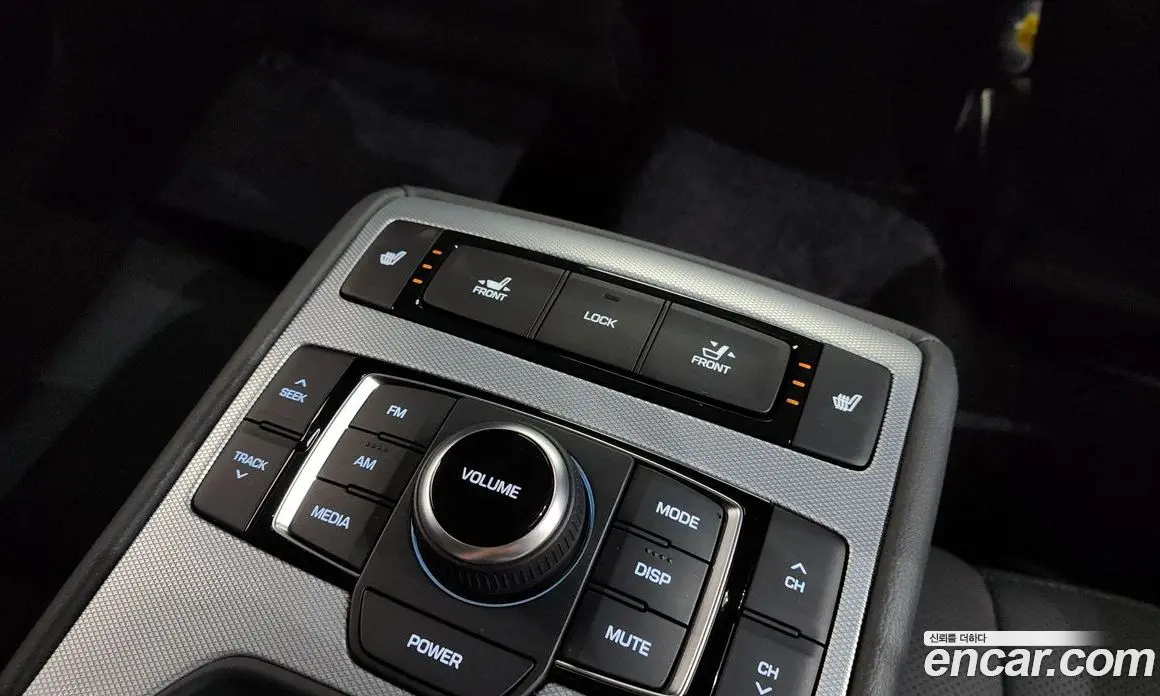 Genesis G80 2018 2.2 автомат (гидро), фото 31 Genesis G80 2018 2.2 автомат (гидро), фото 31