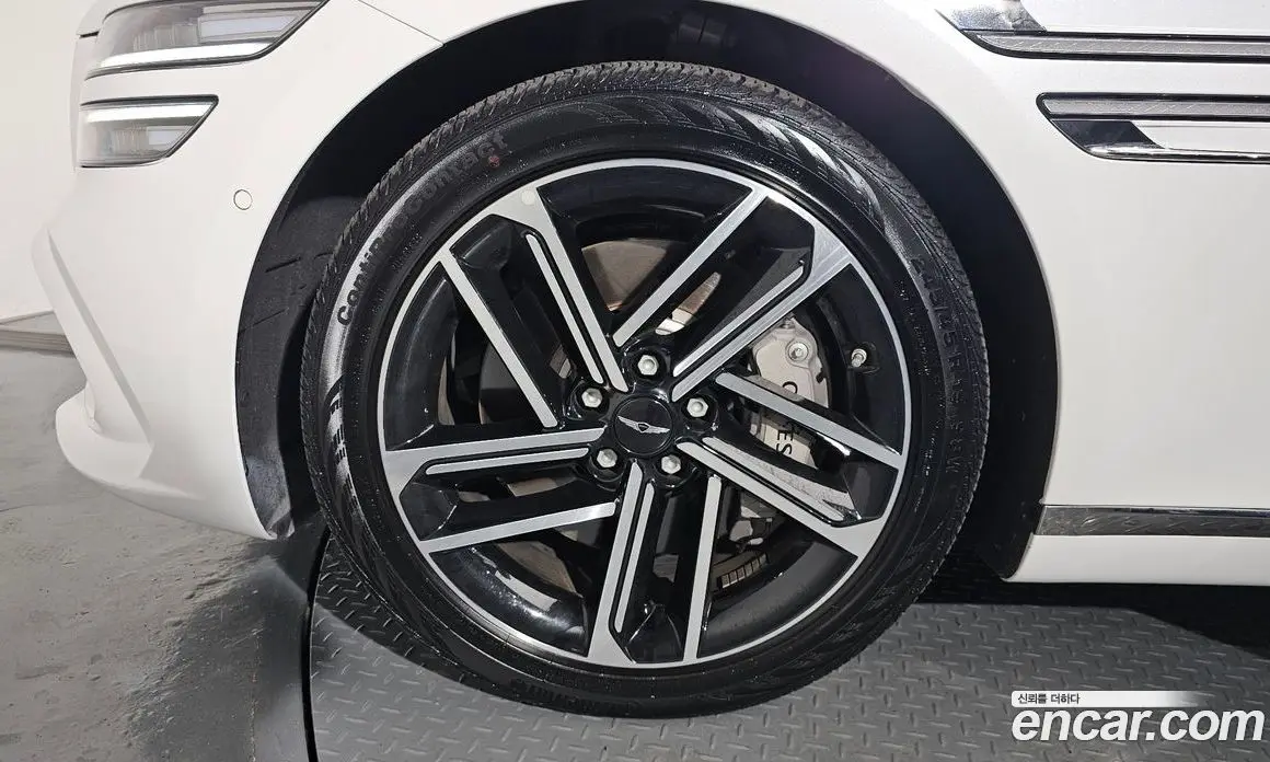 Genesis G80 2025 2.5 автомат (гидро), фото 5 Genesis G80 2025 2.5 автомат (гидро), фото 5