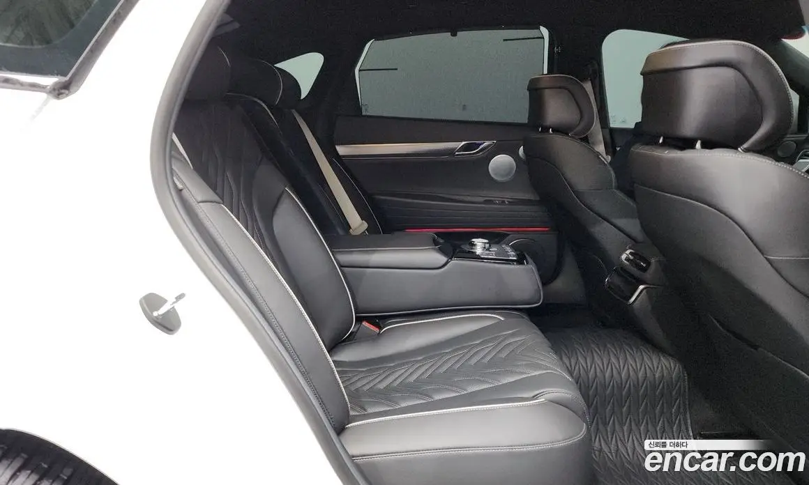Genesis G80 2025 2.5 автомат (гидро), фото 17 Genesis G80 2025 2.5 автомат (гидро), фото 17