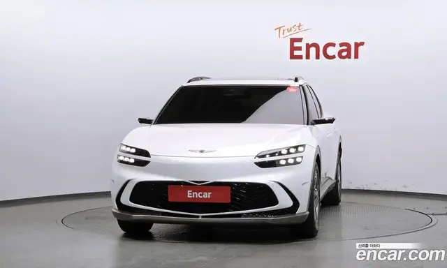 Genesis GV60 2022 0.1 автомат (гидро), миниатюра 3