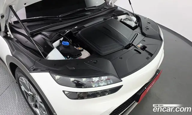 Genesis GV60 2022 0.1 автомат (гидро), миниатюра 6