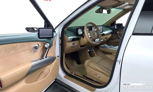 Genesis GV60 2022 0.1 автомат (гидро), миниатюра 10