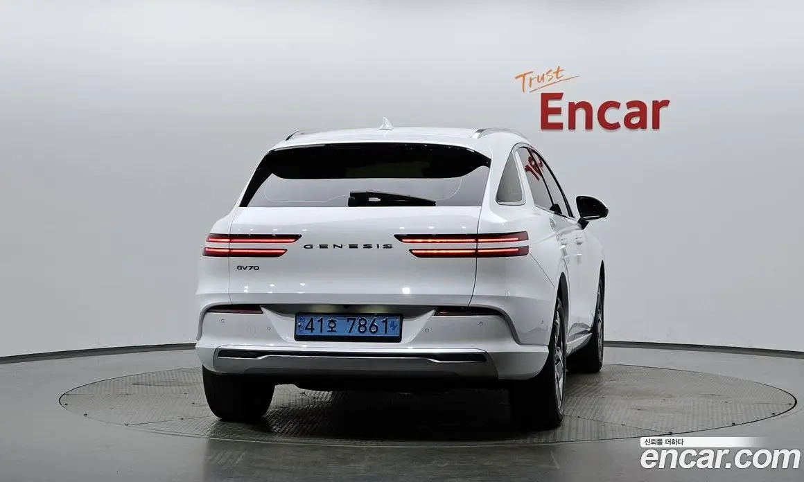 Genesis GV70 2022 0.1 автомат (гидро), фото 3