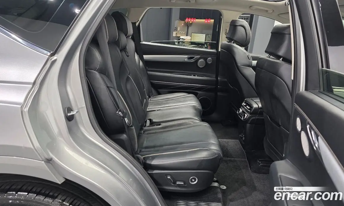 Genesis GV80 2023 3.0 автомат (гидро), фото 18 Genesis GV80 2023 3.0 автомат (гидро), фото 18