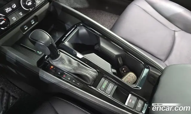 Honda Accord 2024 1.5 автомат (гидро), миниатюра 12