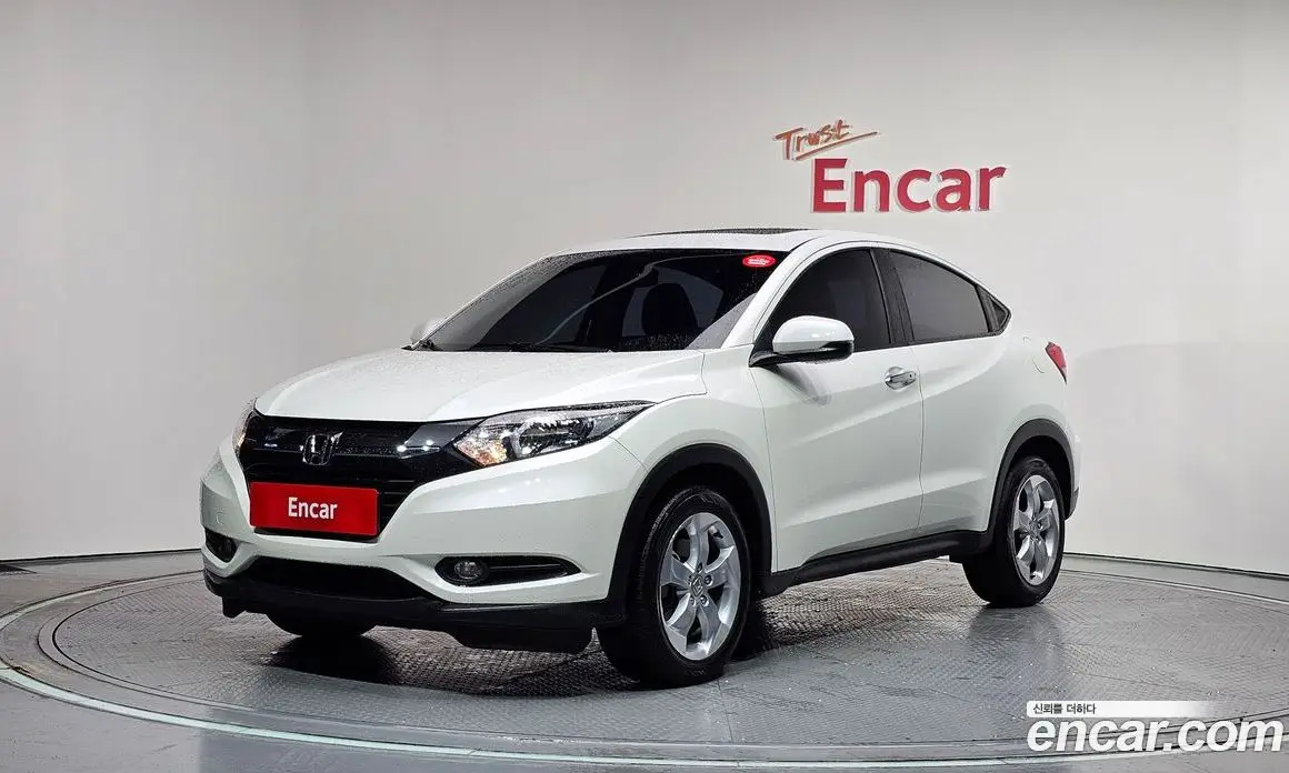 Honda HR-V 2016 1.8 автомат (гидро), фото 1 Honda HR-V 2016 1.8 автомат (гидро), фото 1