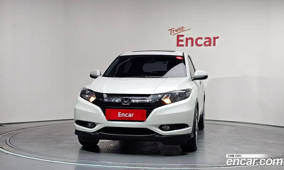 Honda HR-V 2016 1.8 автомат (гидро), фото 3 Honda HR-V 2016 1.8 автомат (гидро), фото 3