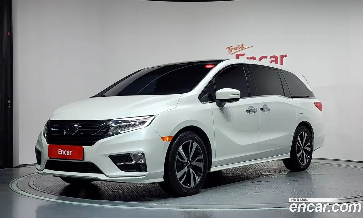 Honda Odyssey 2020 3.5 автомат (гидро), фото 1 Honda Odyssey 2020 3.5 автомат (гидро), фото 1