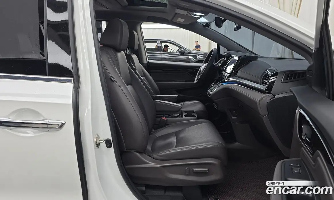Honda Odyssey 2020 3.5 автомат (гидро), фото 16 Honda Odyssey 2020 3.5 автомат (гидро), фото 16