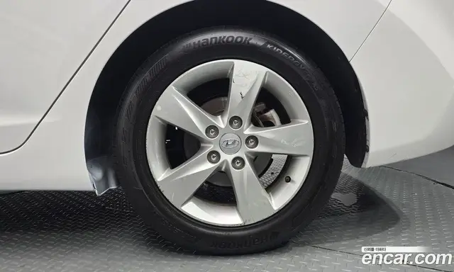 Hyundai Avante 2011 1.6 автомат (гидро), миниатюра 6