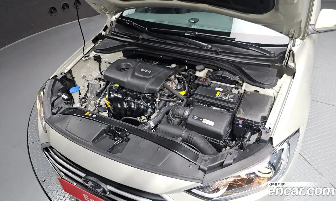 Hyundai Avante 2017 1.6 автомат (гидро), фото 6 Hyundai Avante 2017 1.6 автомат (гидро), фото 6