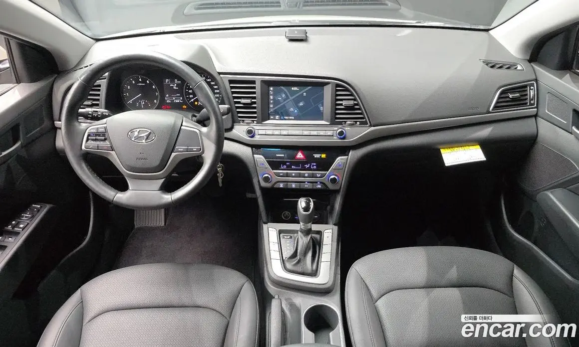 Hyundai Avante 2017 1.6 автомат (гидро), фото 10 Hyundai Avante 2017 1.6 автомат (гидро), фото 10
