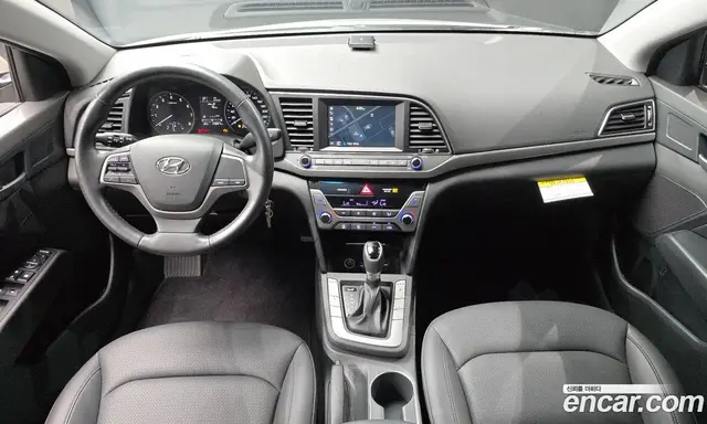 Hyundai Avante 2017 1.6 автомат (гидро), миниатюра 10 Hyundai Avante 2017 1.6 автомат (гидро), миниатюра 10