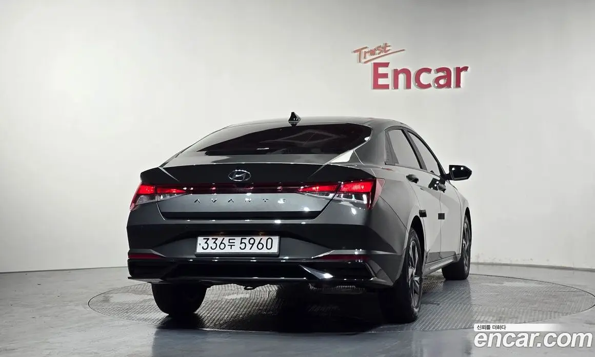 Hyundai Avante 2022 1.6 автомат (гидро), фото 4 Hyundai Avante 2022 1.6 автомат (гидро), фото 4