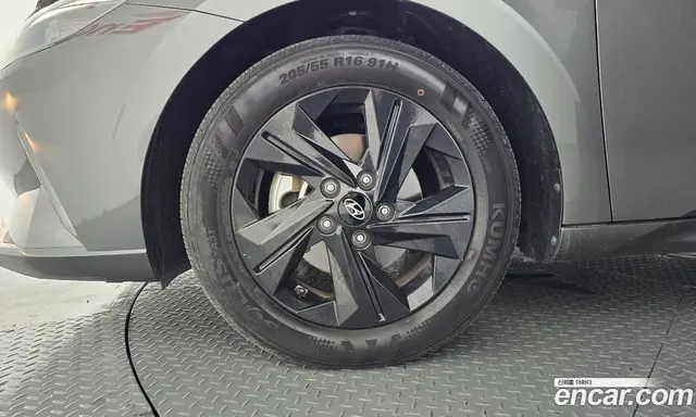 Hyundai Avante 2022 1.6 автомат (гидро), миниатюра 5 Hyundai Avante 2022 1.6 автомат (гидро), миниатюра 5