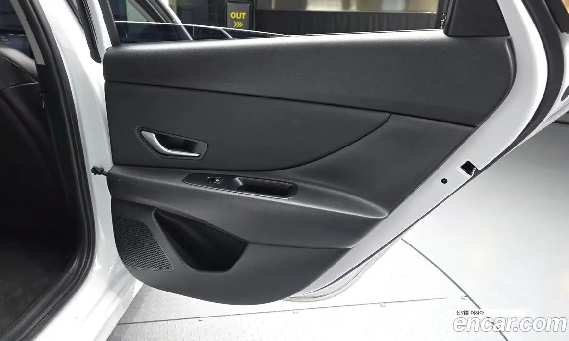Hyundai Avante 2023 1.6 автомат (гидро), фото 15 Hyundai Avante 2023 1.6 автомат (гидро), фото 15