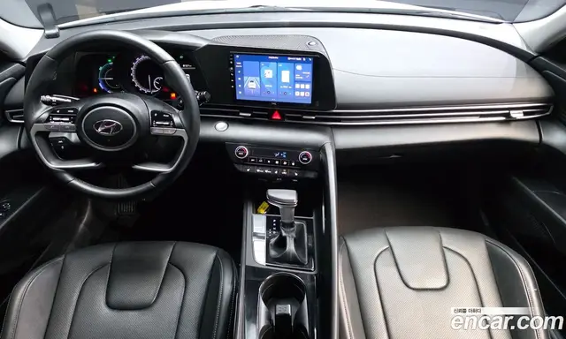 Hyundai Avante 2023 1.6 автомат (гидро), миниатюра 10 Hyundai Avante 2023 1.6 автомат (гидро), миниатюра 10