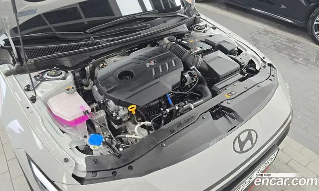 Hyundai Avante 2024 2.0 автомат (гидро), миниатюра 6